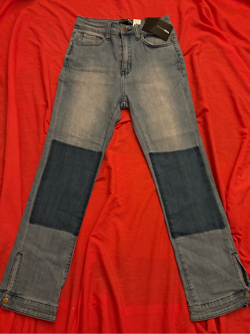 Women’s Light Blue Patch Ankle Jeans